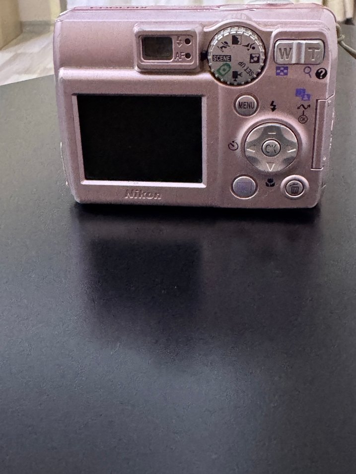 Nikon COOLPIX 4600 Pembe Dijital Kamera - Görsel 5