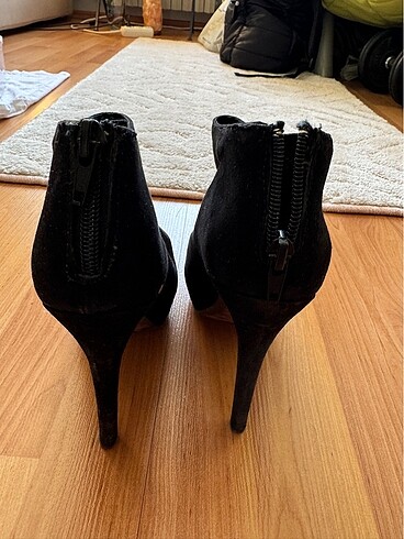 38 Beden Zara platform topukli bot