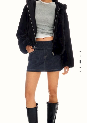Bershka Siyah Kapüşonlu Kadın Midi kürk