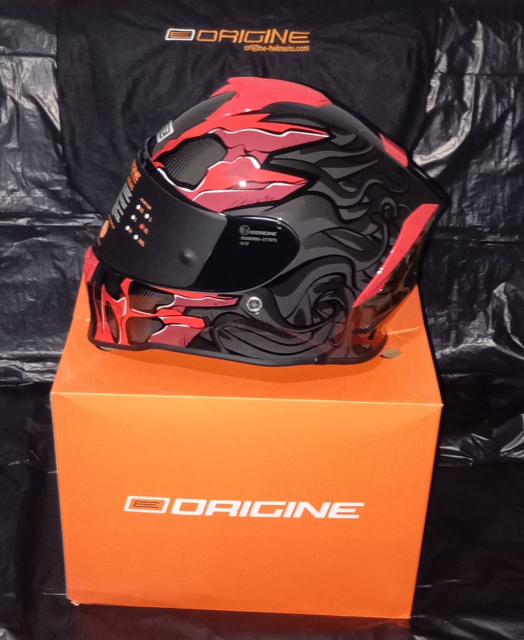 KULLANILMAMIŞ SIFIR FULL FACE MOTOSİKLET KASKI - Görsel 3