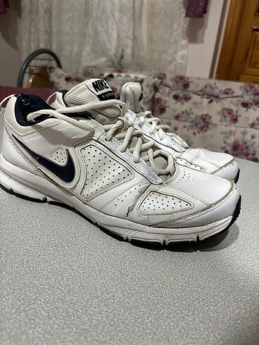 Nike nıke t-lıte xı