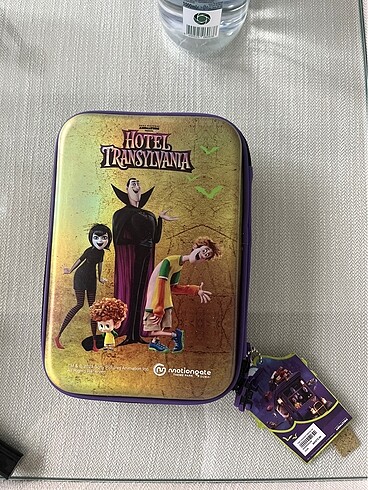 Hotel transylvania kalem kutu