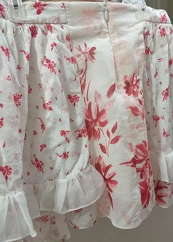 Kız Çocuk kırmızı Desenli Fırfırlı Etek - Görsel 4