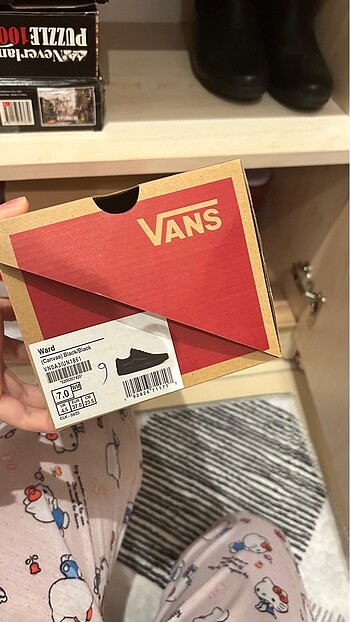 37 Beden Vans orijinal siyah ayakkabı