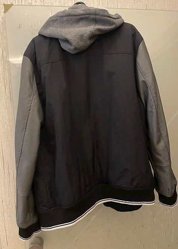 Amerikadan Alınma Siyah Gri Kapüşonlu Spor KOLEJ Mont - Görsel 6