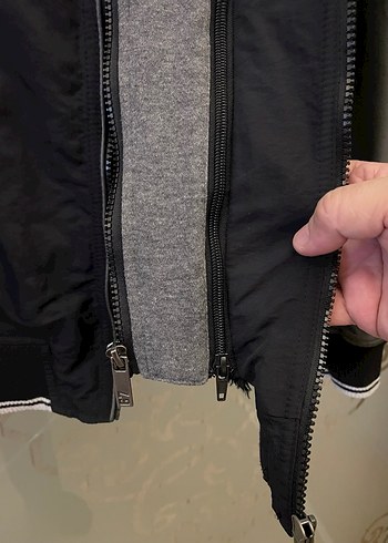 Amerikadan Alınma Siyah Gri Kapüşonlu Spor KOLEJ Mont - Görsel 5