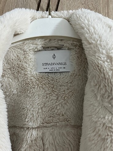l Beden Biker Stradivarius mont