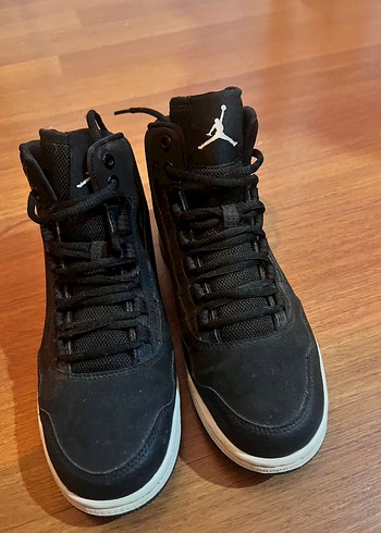 38 Beden Jordan Executive