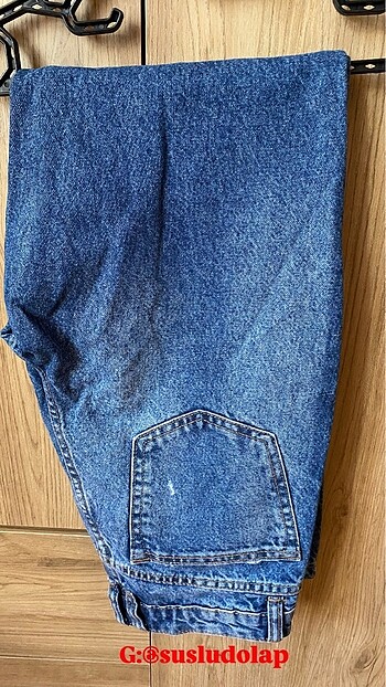 Bershka Jean