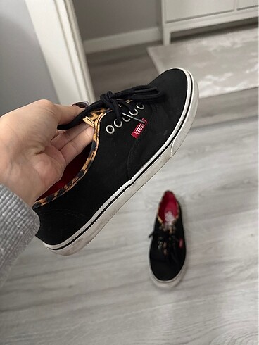 36,5 Beden Vans ayakkabı