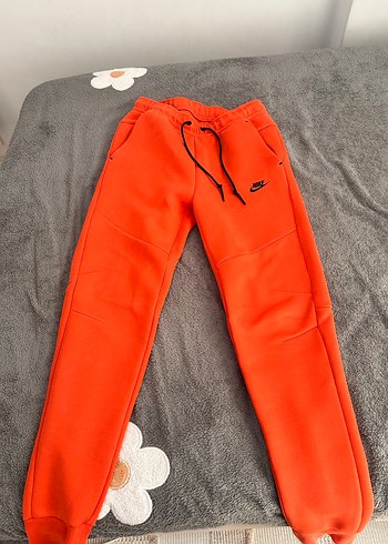 Nike Tech