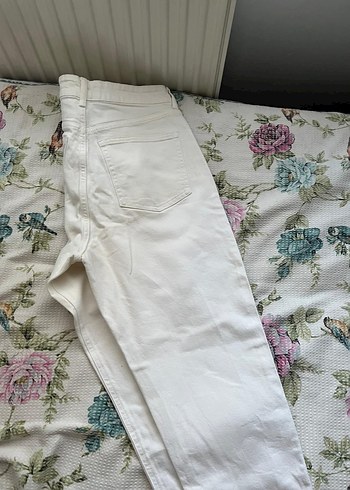 42 Beden Beyaz pantalon