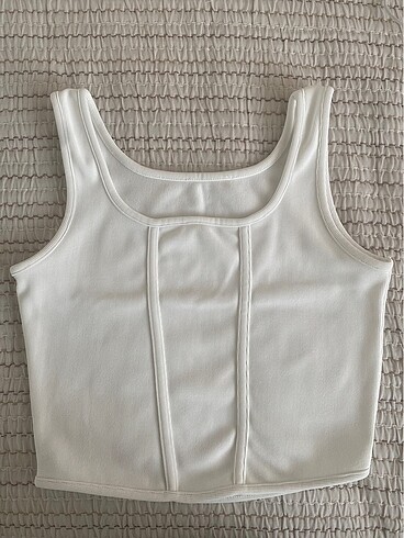 BEYAZ ASKILI CROP