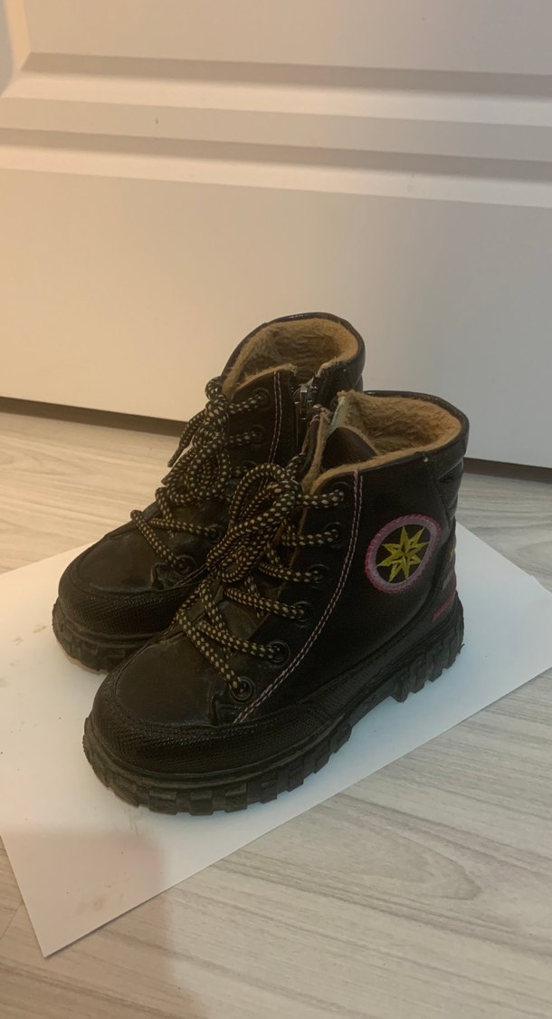 Kızlar için Kahverengi Nakışlı Kürklü Goth Botlar - Görsel 2