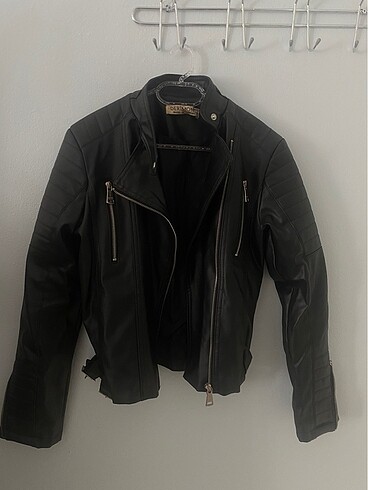 DERİ CEKET ZARA BERSHKA PULL AND BEAR DERİMONT DEFACTO LCW