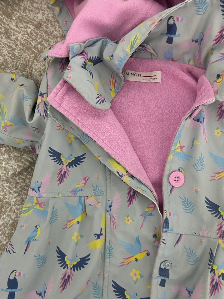 Kız Çocuk Kapüşonlu Desenli Yağmurluk - Görsel 2