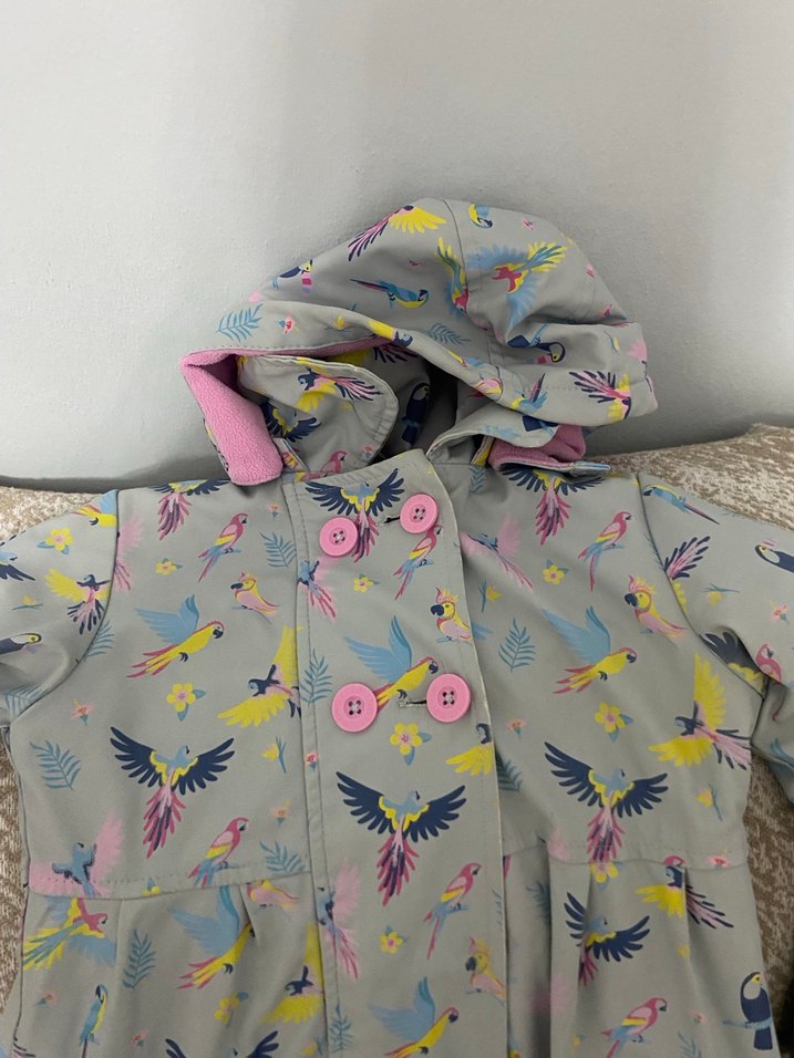 Kız Çocuk Kapüşonlu Desenli Yağmurluk - Görsel 5