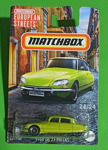 Matchbox 1968 DS 21 Pallas (European Streets)