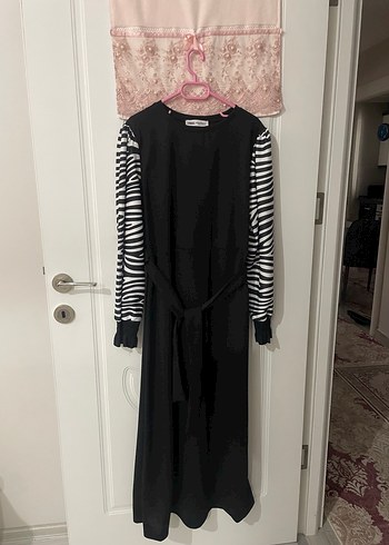 Zebra Desenli Siyah Uzun Kollu Uzun Elbise - Görsel 2