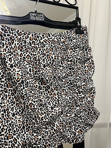 Trendyol & Milla Leopar mini etek