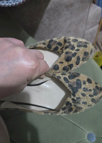 Diğer Kız Çocuk Leopar Desenli Tüylü Babet