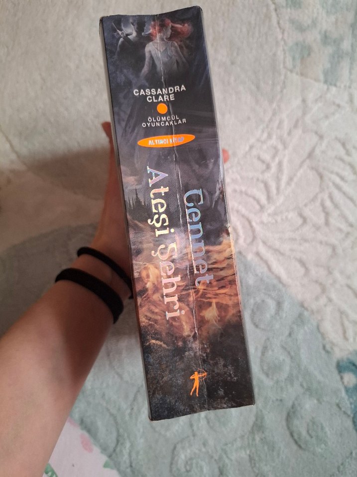 Ölümcül Oyuncaklar full seri (6 kitap) - Görsel 3