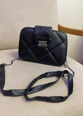 Siyah Deri Tokalı Kadın Çanta - Görsel 2