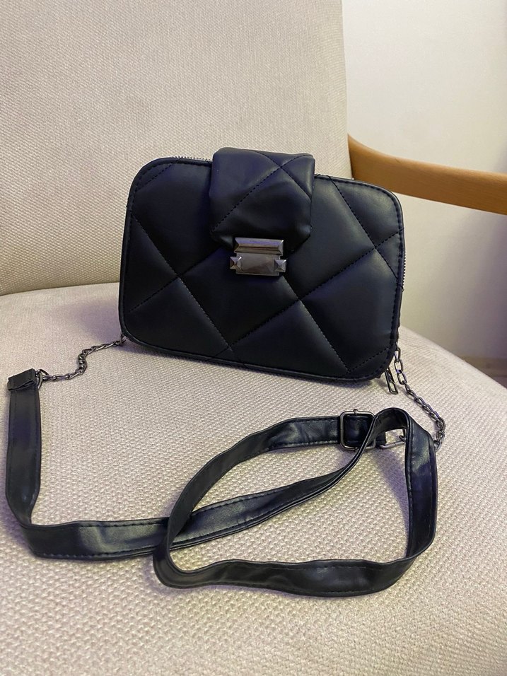 Siyah Deri Tokalı Kadın Çanta - Görsel 2