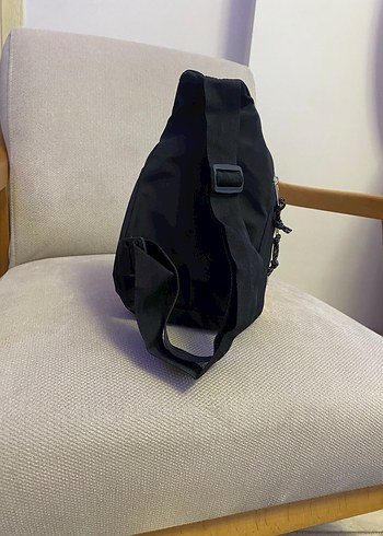 Siyah Kadın Bel Çantası - Görsel 2