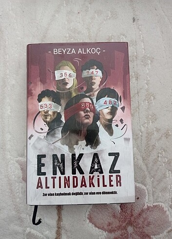 Beyza alkoç enkaz altındakiler (ciltli)