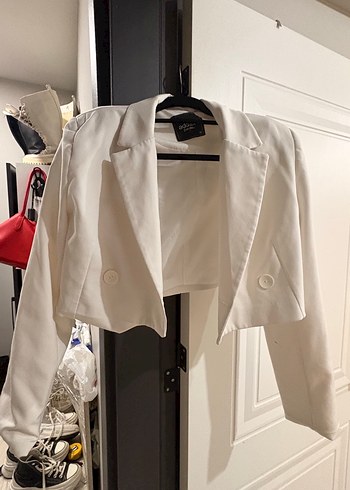 Addax Ekru Crop Blazer
