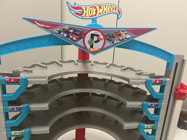  Hot wheels otopark