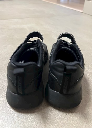 29 Beden siyah Renk Skechers çocuk spor ayakkabı orjinal