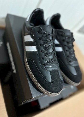 44 Beden Siyah Erkek Sneaker