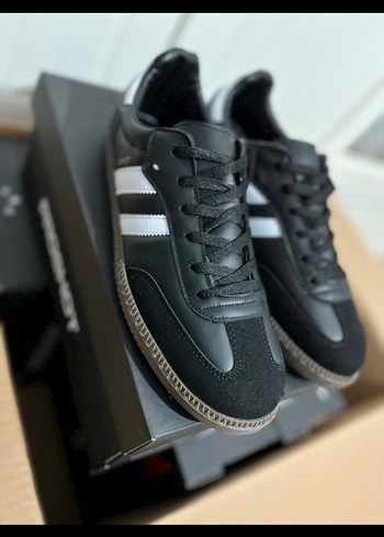 44 Beden siyah Renk Siyah Spor Ayakkabı