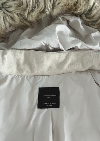 Zara krem beyaz gibi Kürklü Kadın Kışlık Mont - Görsel 3