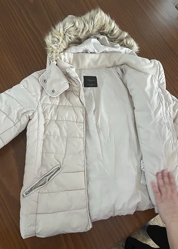 Zara krem beyaz gibi Kürklü Kadın Kışlık Mont - Görsel 2