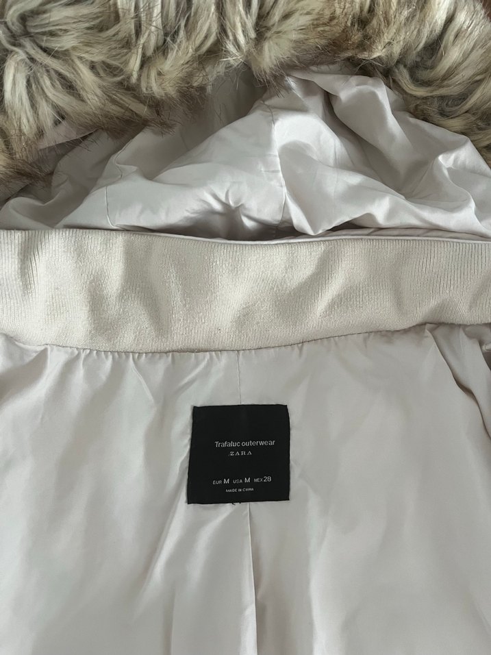 Zara krem beyaz gibi Kürklü Kadın Kışlık Mont - Görsel 3