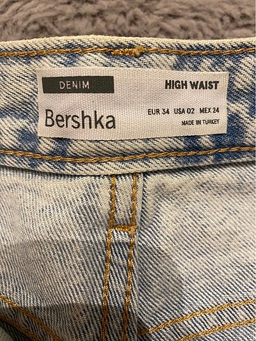 xs Beden Bershka kot şort