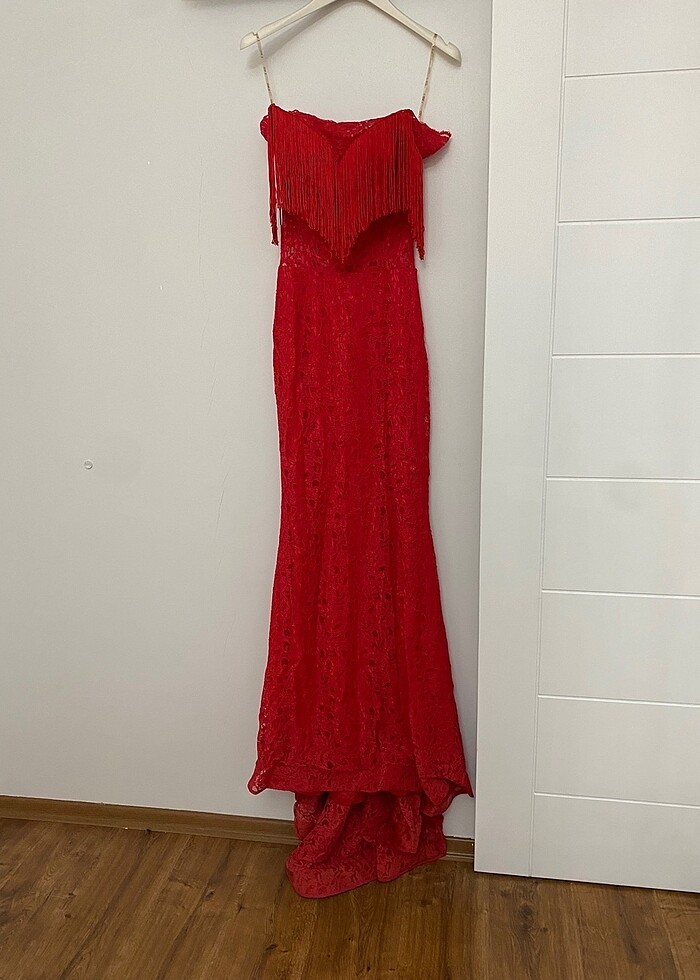 Kırmızı güpür elbise - Görsel 3