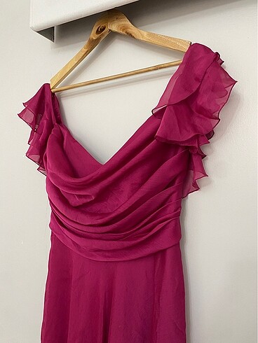 Düşük omuz elbise - Görsel 2