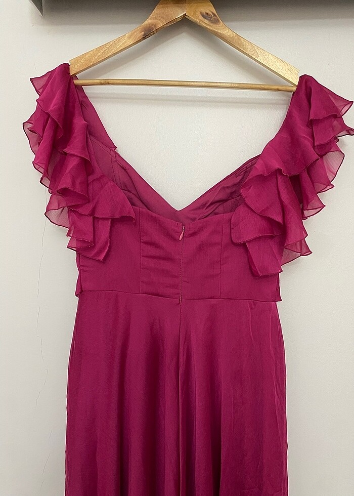 Düşük omuz elbise - Görsel 4