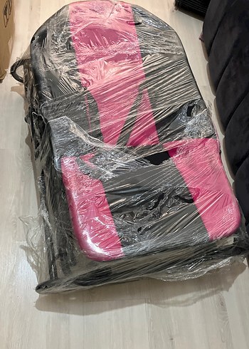 Koyu Pembe Bebek anakucagı