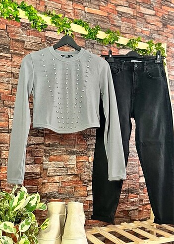 Taş detaylı crop