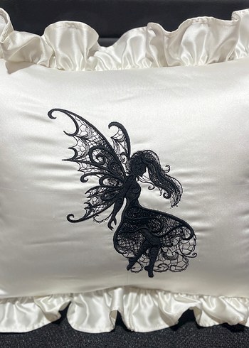Siyah Dantel Gotik Kadın nakışlı yastık kılıfı - Görsel 3
