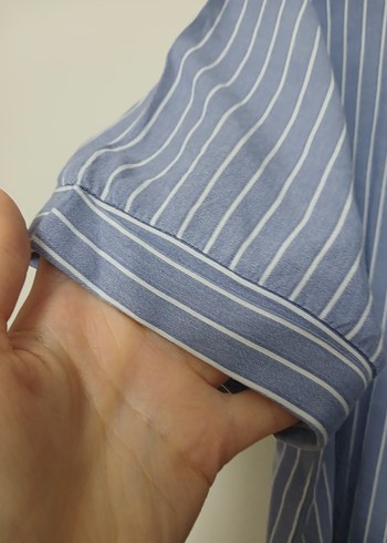 Fermuarlı Çizgili Mavi Beyaz Çizgili Kadın Gömlek - Görsel 4