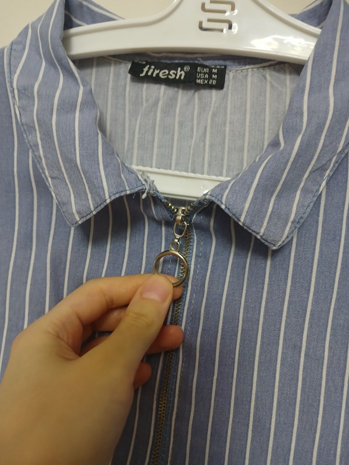 Fermuarlı Çizgili Mavi Beyaz Çizgili Kadın Gömlek - Görsel 3