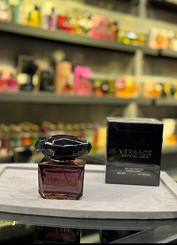 VERSACE