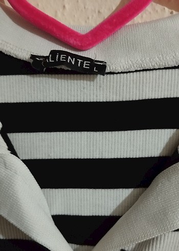 Çizgili V Yaka Kısa Kollu Uzun Elbise - Görsel 2