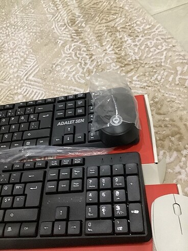 Üç adet klavye - Görsel 2